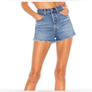 Levi's Premium Ribcage Short Size 26